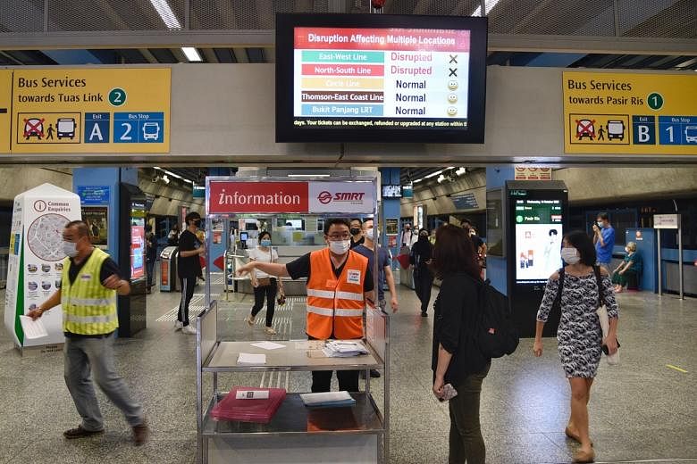 Dua staf SMRT diskors setelah kesalahan manusia memperburuk gangguan MRT pada 14 Oktober