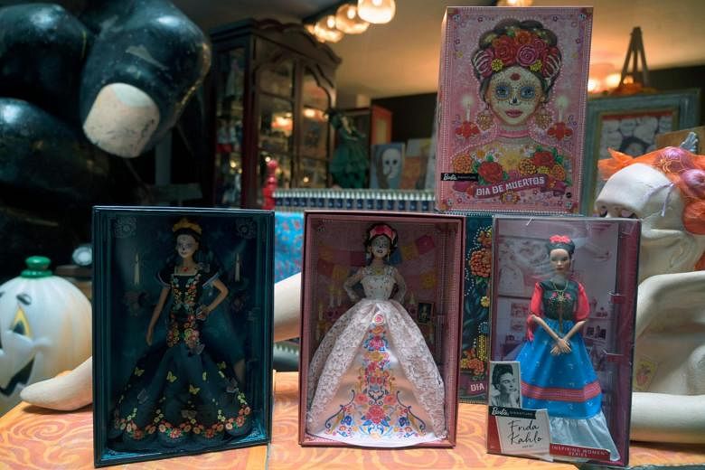 ‘Kerangka’ Day of the Dead Barbie memecah pendapat di Meksiko