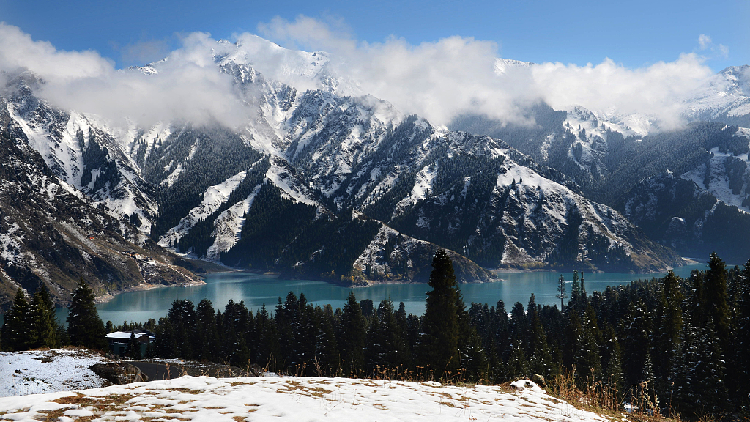 Live: Menyelam ke Danau Surgawi di Xinjiang